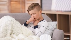 男孩冬天手脚冰冷怎么调理？手脚冰冷可尝试泡脚