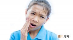 小孩磨牙会有什么影响？ 宝贝磨牙家长应该怎么办