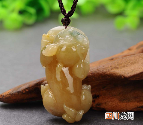 翡翠貔貅吊坠怎样鉴定辨别真假 翡翠貔貅吊坠如何开光