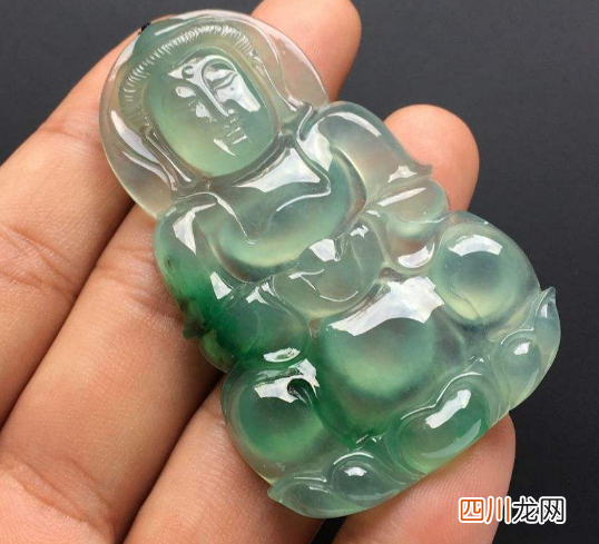 糯冰种翡翠观音吊坠市场价格是多少 怎样选购糯冰种翡翠观音吊坠