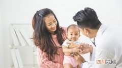 为什么宝宝爱吃手？宝宝经常吃手属于正常现象吗？