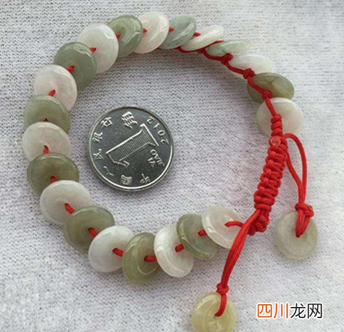 翡翠脚链寓意和佩戴含义 翡翠脚链适合什么人群佩戴