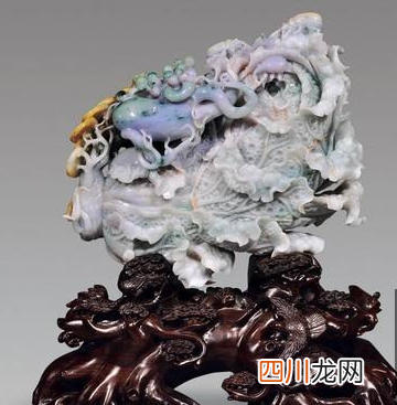 翡翠泡水是正确保养方法 翡翠保养技巧