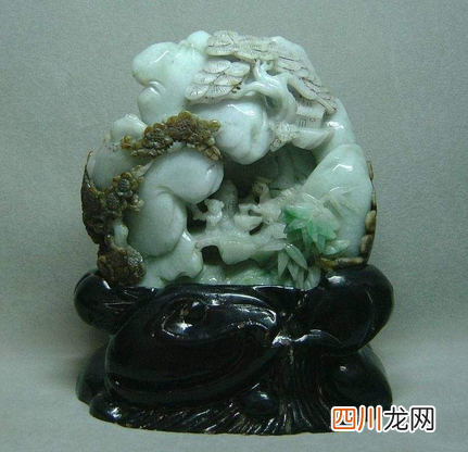 选购翡翠摆件五大要素 挑选翡翠摆件主要看哪里