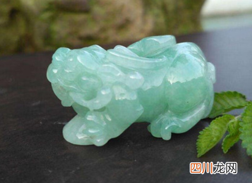 翡翠貔貅开光的正宗方法 翡翠貔貅怎么开光认主
