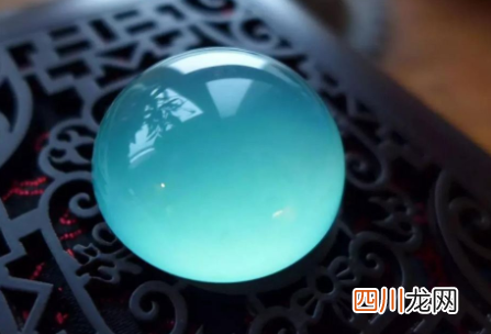 翡翠晴水好还是蓝水好 晴水翡翠和蓝水翡翠