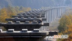世界最典型的盐湖铁路-西格铁路