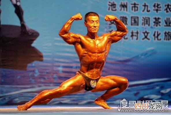 70岁的年龄30岁的身材 中国最老健美运动员，杨新民