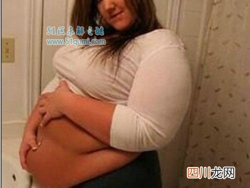 世界上最诡异的人 四个乳房的女子你见过吗?