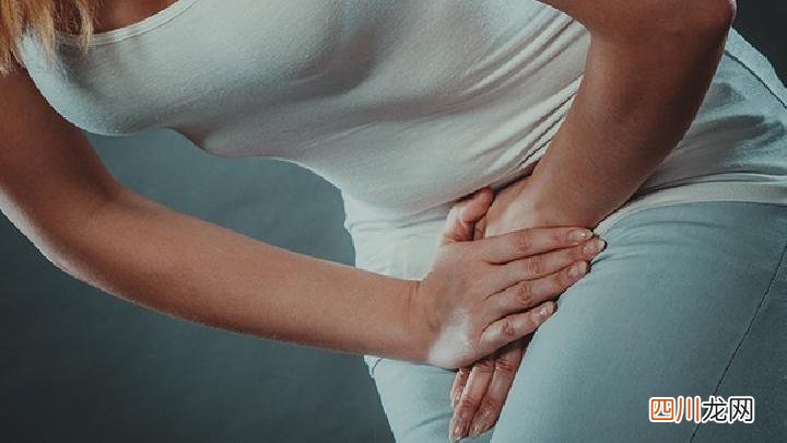 女性经期浮肿是什么造成的？女性经期多吃5种食物可以消浮肿