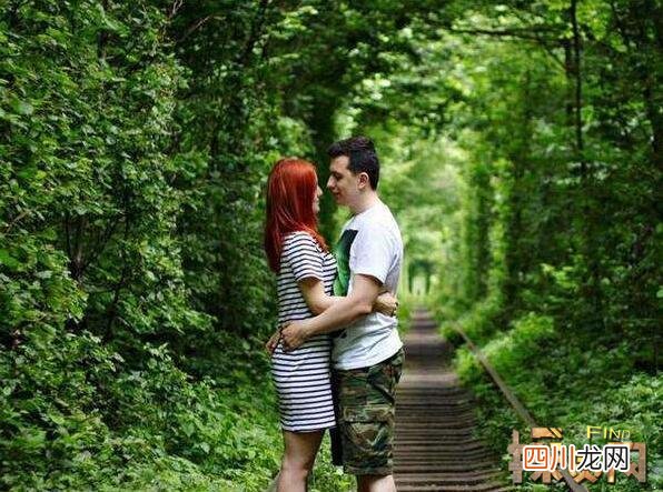 世界上最浪漫的隧道，乌克兰爱的隧道是受爱神青睐的情侣之地