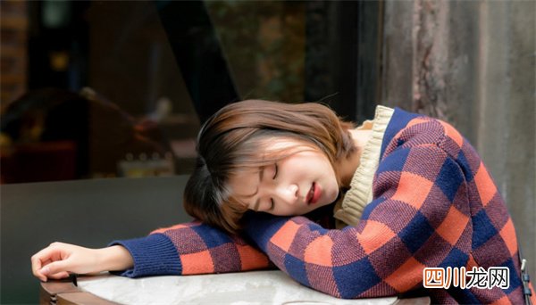 足够深情偶尔感性的星座 深情不纠缠会给爱人空间的星座是谁