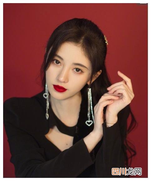 鞠婧祎原名叫什么? 鞠婧祎原名