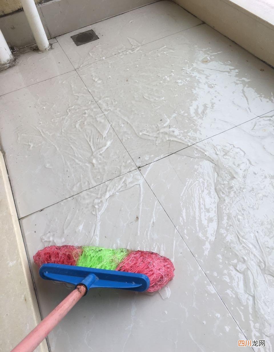 免砸砖补漏的方法！ 卫生间漏水不砸砖怎么处理