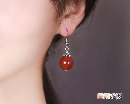 耳洞戴牙签可以吗 打耳洞该如何护理