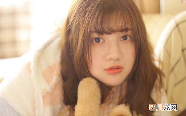 女人说emo是什么意思 EMO是什么意思网络用语