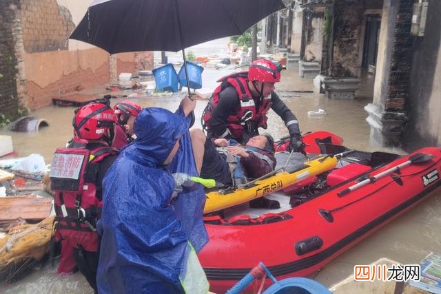 广西多地积极应对台风“三巴”带来的内涝灾害 广西多地突发内涝
