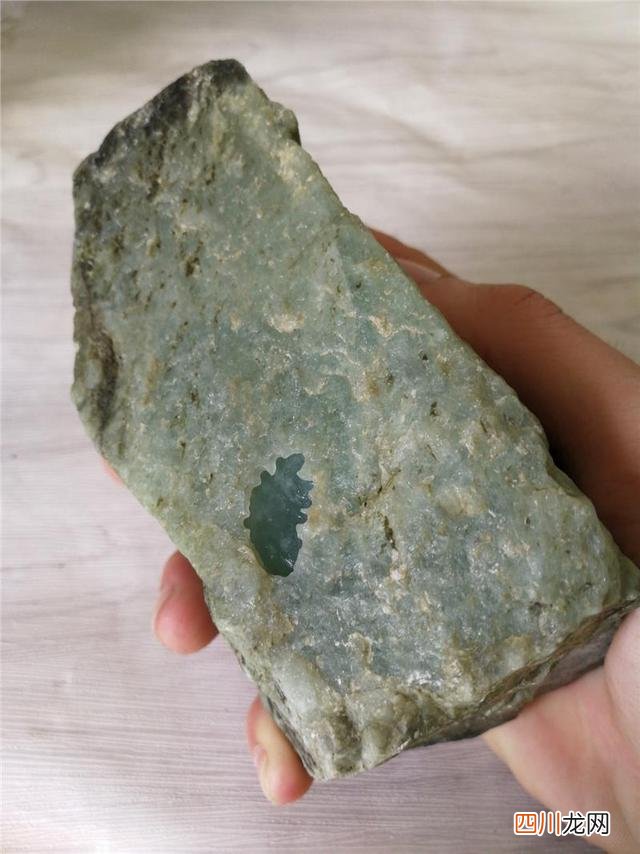 这几个小技巧教你快速鉴别真假 翡翠鉴定原石