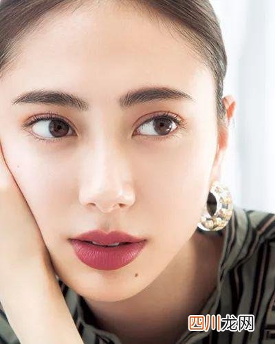 打造夏日零压力裸妆 日系女生裸妆图片COS