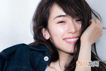 打造夏日零压力裸妆 日系女生裸妆图片COS